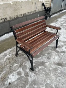Скамейка Классика с подлокотником 1 метр