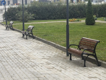 Скамейка Голландия с подлокотником